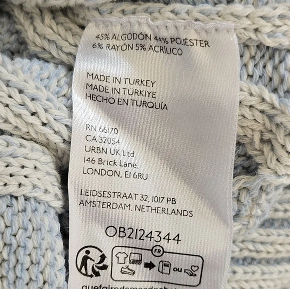 Free People Washed Cable V Neck Sweater Vintage Sky Blue Sz Small - Picture 8 of 8